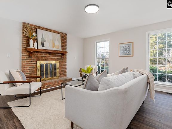 3rd image of 123 Brent Ford Rd