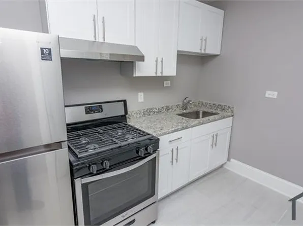8211 S Ellis Ave APT 3E, Chicago, IL 60619