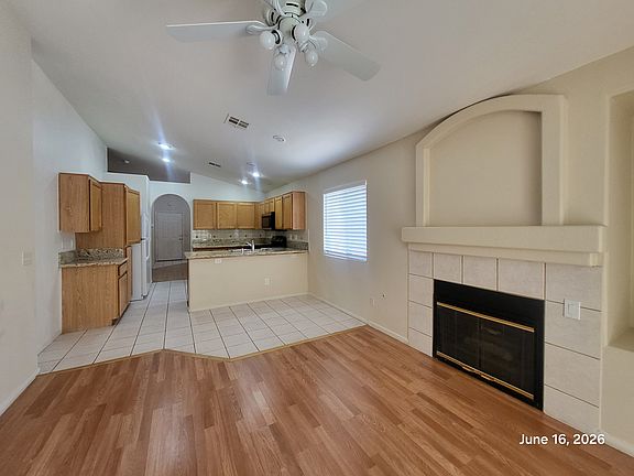 5th image of 4523 Sparwood Dr