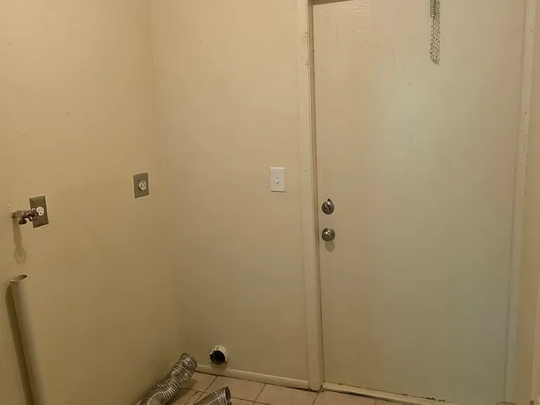 5613 Eight Street Ct E — Photo 10