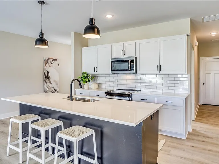 12388 W Fennec St — Photo 4