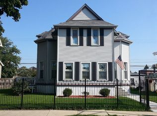6667 N Olmsted Ave, Chicago, IL 60631