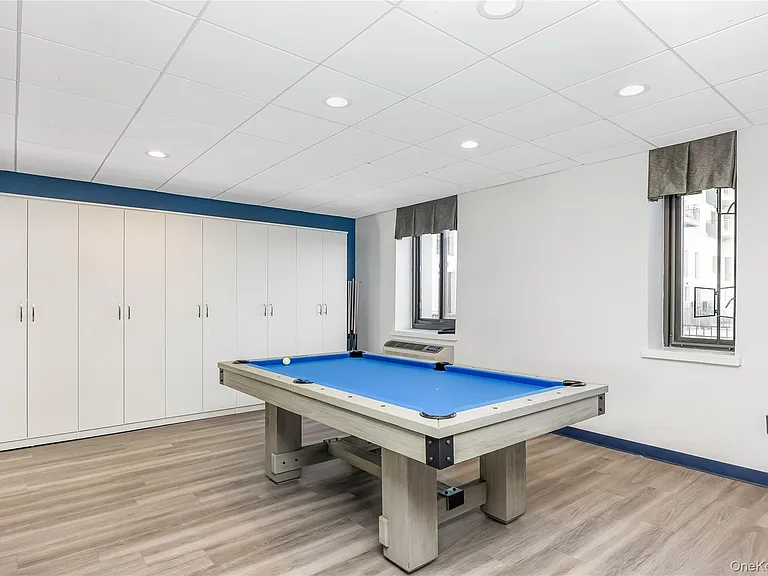 100 W Broadway #1F — Photo 18