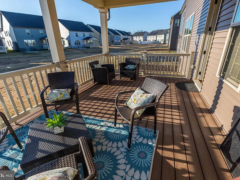 6547 Clubhouse Dr — Photo 34