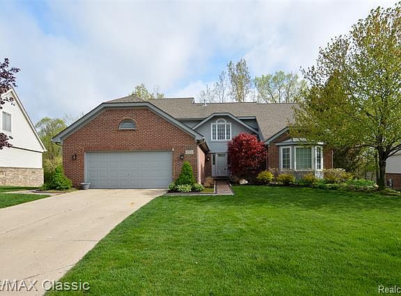 2nd image of 42830 Brookstone Dr