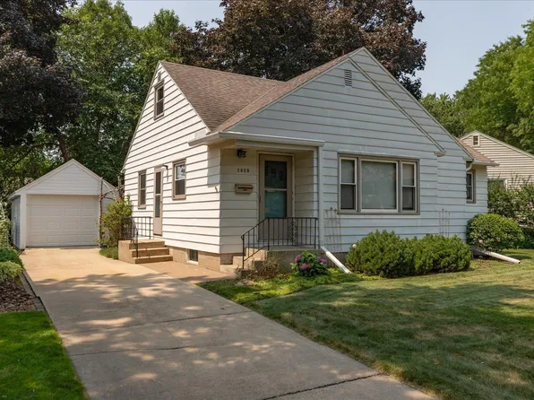 1429 14th Ave NW, Rochester, MN 55901
