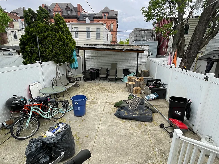 114 Essex St #1 — Photo 12