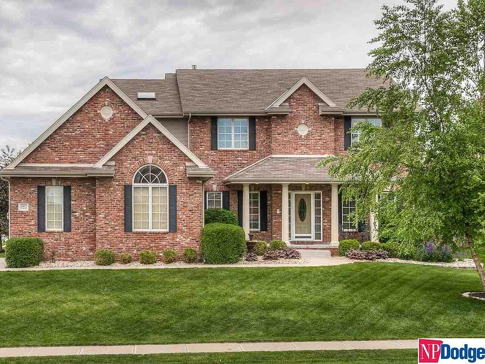 1st image of 3905 S 193rd Cir