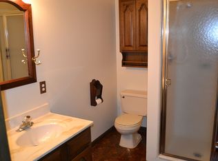 5205 Old Mill Rd, Rochester, MI 48306