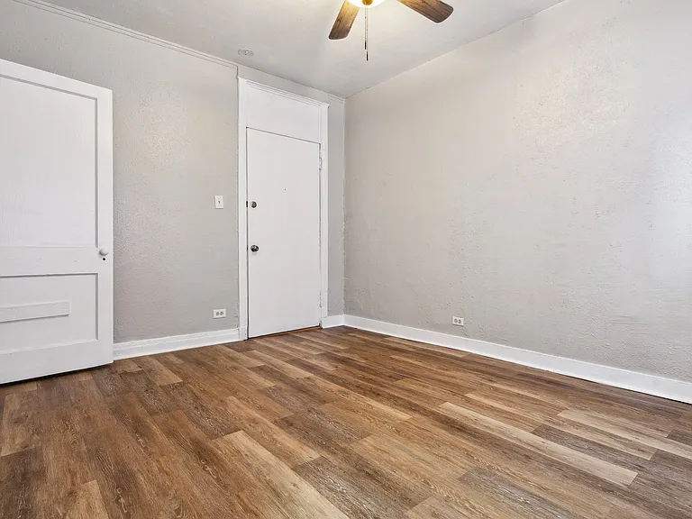 1235 Washington St — Photo 9