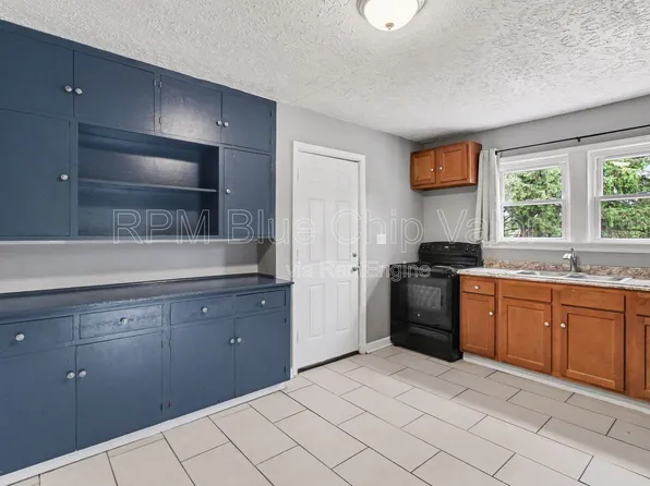 7670 Pippin Rd APT 1, Cincinnati, OH 45239