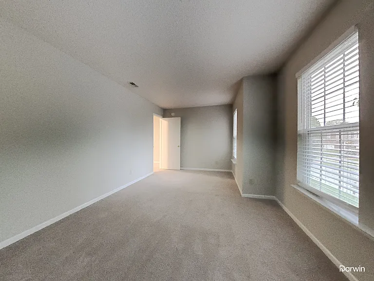 10422 Mohawk Trl — Photo 11