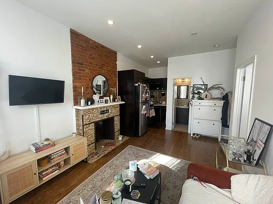 Rented by Brooklyn Rentals NYC | media 13