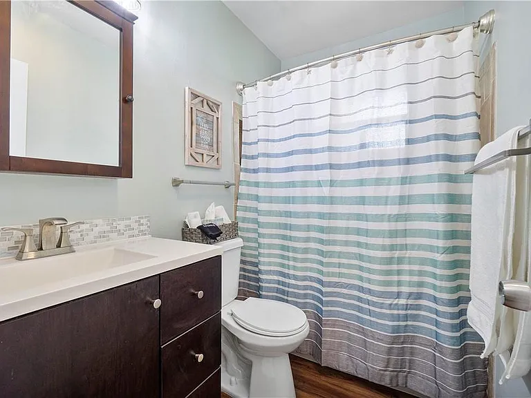 161 SE 5th Ct — Photo 27