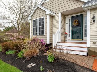 34 Dovetail Ln, Dover, NH 03820