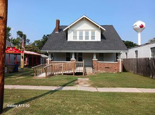 411 N Commercial Ave, Sedgwick, KS 67135