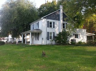 207 W Pine St, Mount Holly Springs, PA 17065