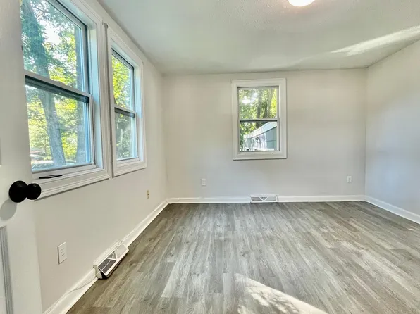 (undisclosed Address), Randolph, MA 02368