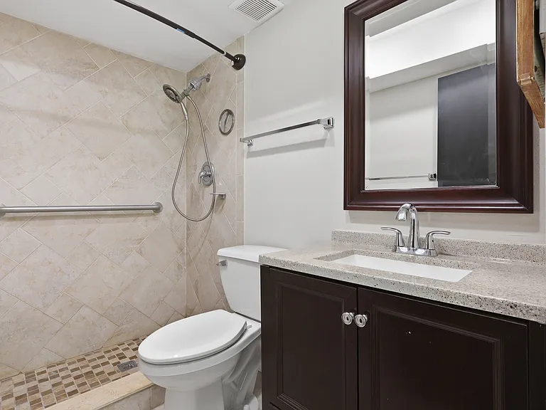 14505 Farm Hills Pl — Photo 4