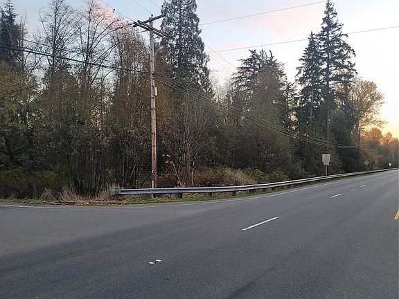 3rd image of 36000 Pacific Highway S