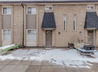 40 Rexdale Blvd #3, Toronto, ON M9W 5Z3