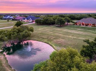 128 Whispering Winds Dr, Gunter, TX 75058