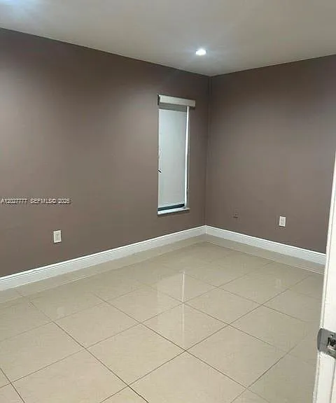 1601 NW 98th Way — Photo 3