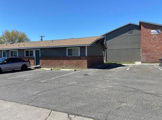 360 SW 9th St #7, Hermiston, OR 97838