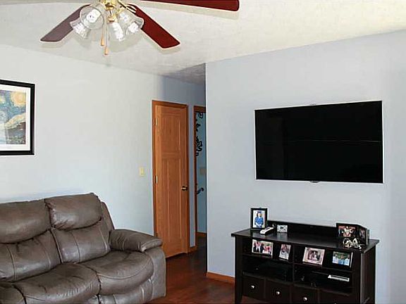 5th image of 1238 Hancock St