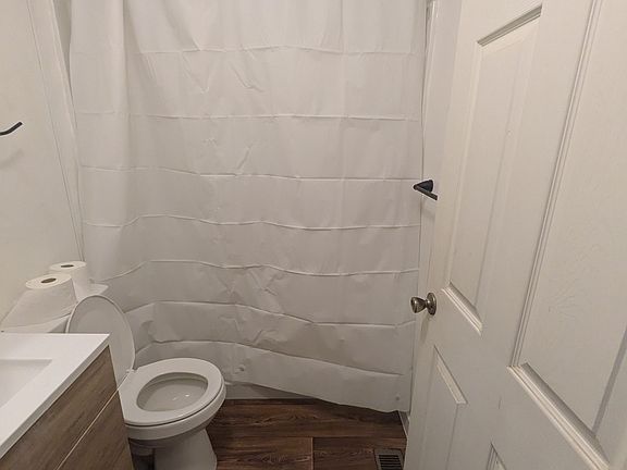 3rd image of 203 E Lincoln St Lot 4
