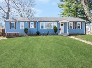 104 Maple Ave, Riverside, RI 02915