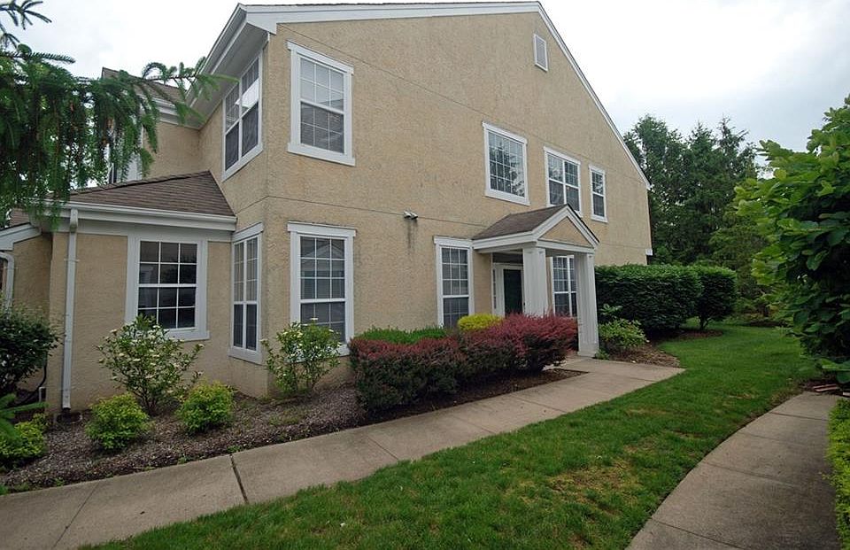 1st image of 95 Ashford Dr #0