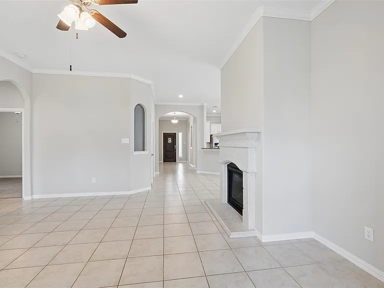 2357 Old Stone Dr — Photo 12