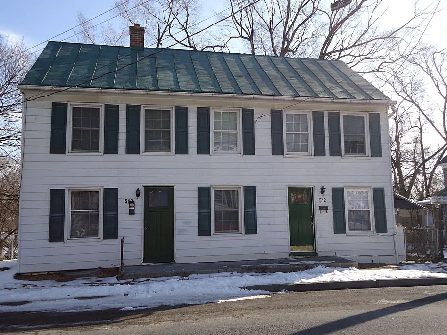 512 S Kent St #1