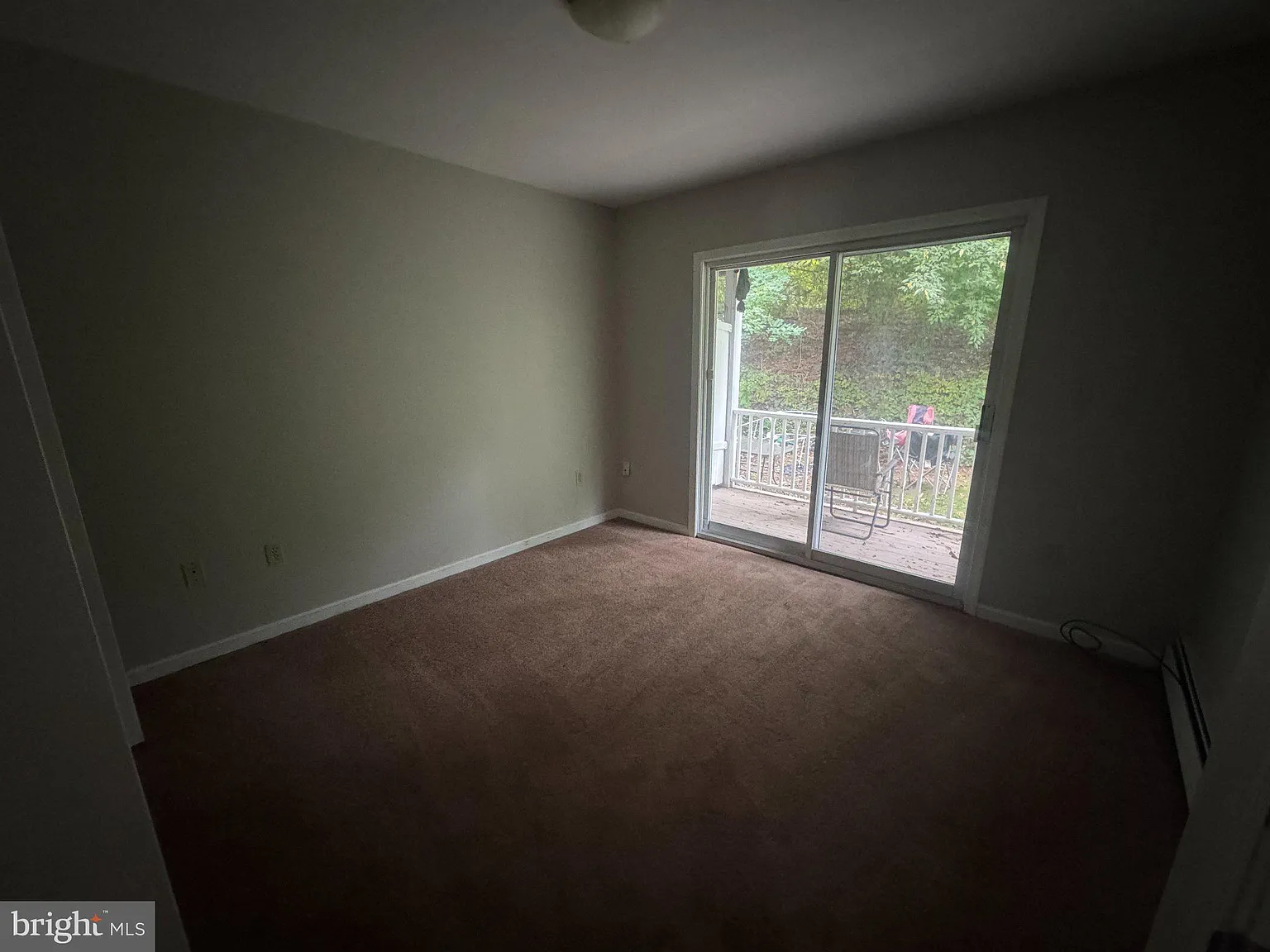 2 bed, 1.0 bath, 850 sqft, $1,075 — Photo 3