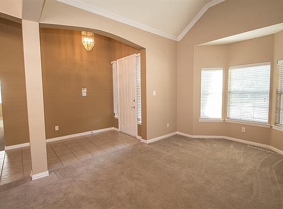 4th image of 2015 Saint Anne Dr