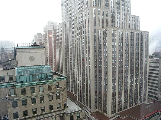 Rented by Level Group | media 28