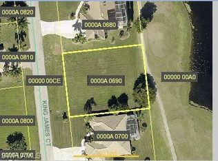 11892 King James Ct, Cape Coral, FL 33991