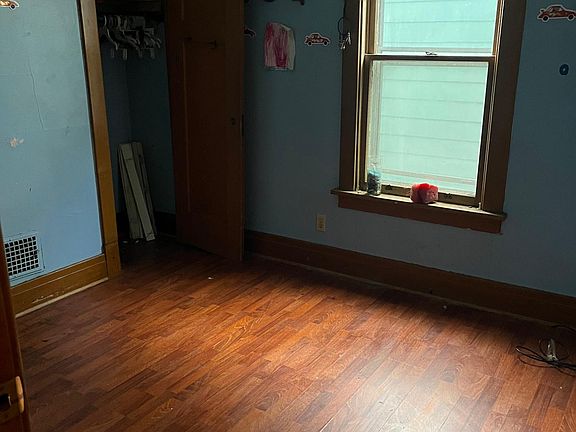 3rd image of 2244 Lasalle Ave #1