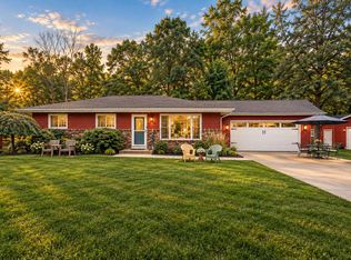 559 N 450 E, Valparaiso, IN 46383