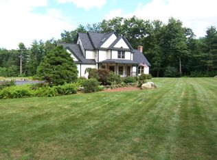 1 Beaver Pond Dr, Brookline, NH 03033