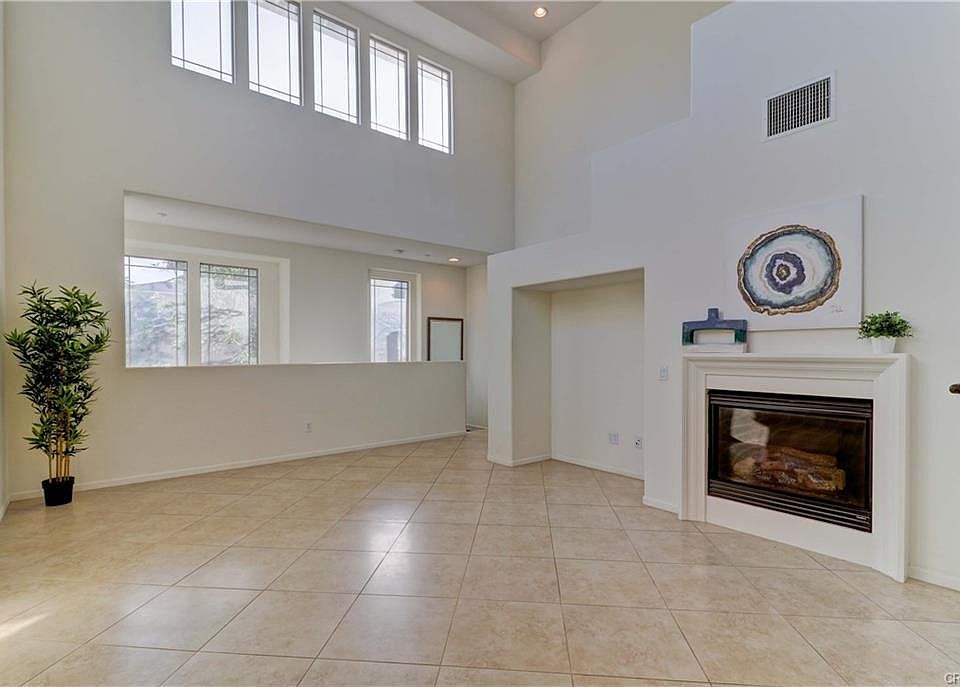2nd image of 12484 Benton Dr Unit 4