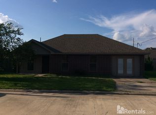 5715 Springfield Cir S, Lumberton, TX 77657