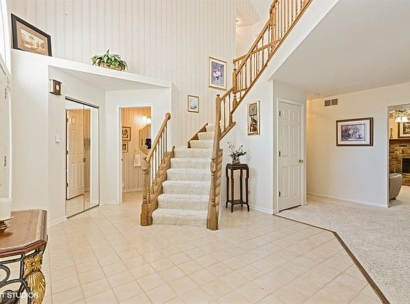 2nd image of 288 Haverford Ct