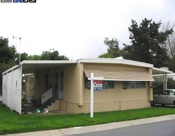 1st image of 48 Palm Dr