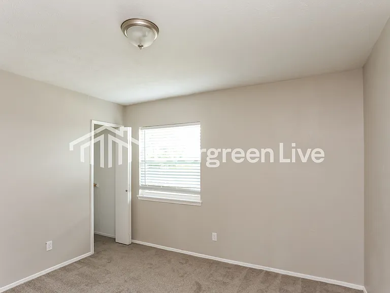 2026 Bridger Dr — Photo 15