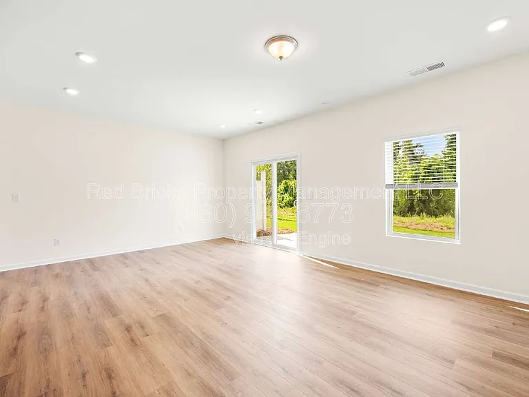 3576 Nimbell Rd — Photo 8