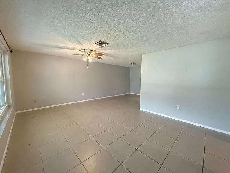 3451 Seven Springs Blvd — Photo 3