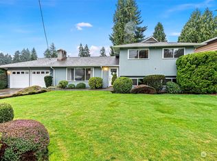 1124 Paradise Pkwy, Fircrest, WA 98466