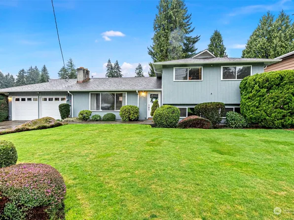 1124 Paradise Parkway, Fircrest, WA 98466